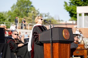 Madeleine Dassow at the podium