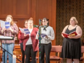 A Cappella Choir members perform in Grace Chapel