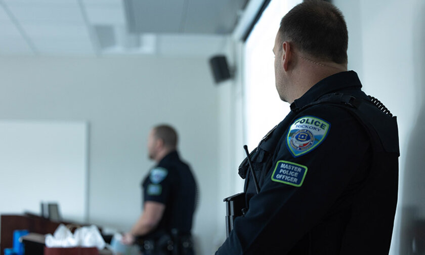 Hickory Police officers present to Introduction to Criminal Justice
